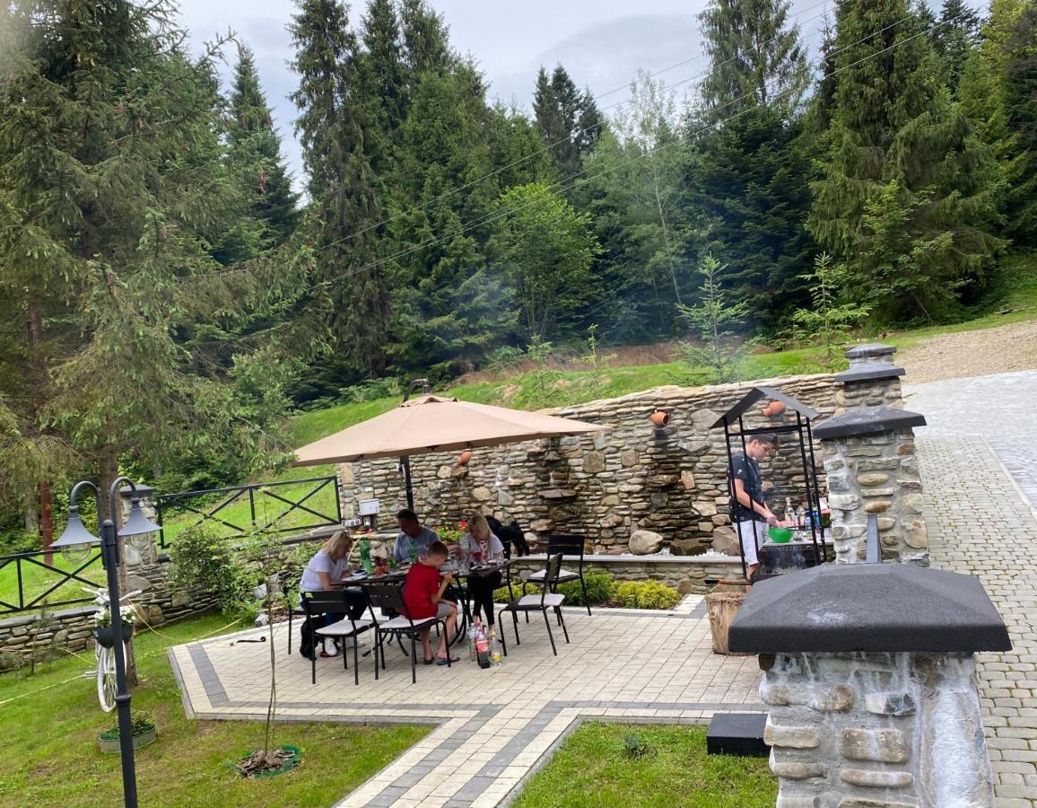 Феєрія Лісу Aparthotel Skhidnytsia Exterior foto