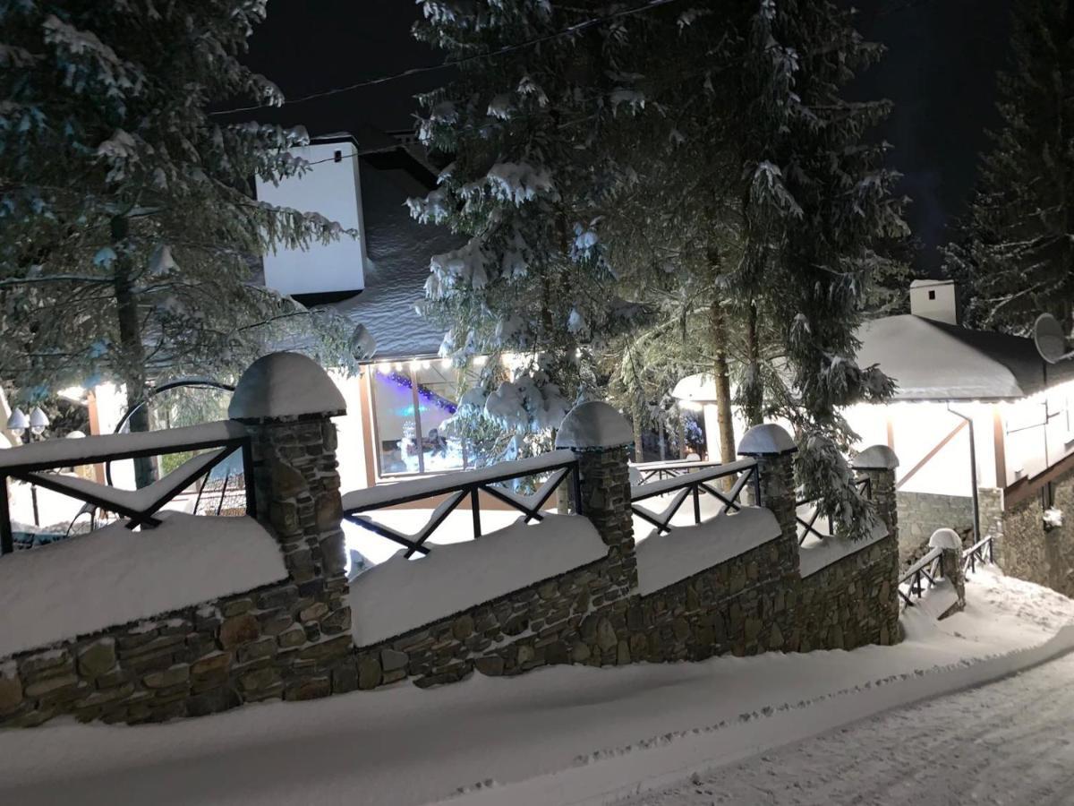 Феєрія Лісу Aparthotel Skhidnytsia Exterior foto